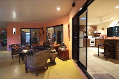 Hacienda Cooya Beach - Accommodation Bookings 4
