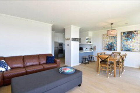 Regency Court Apartment - Accommodation Bookings 2