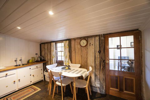 Camerons Cottage - Accommodation Bookings 3