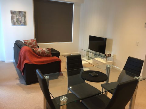 Tasha's Apartments On Morphett - Accommodation Bookings 6