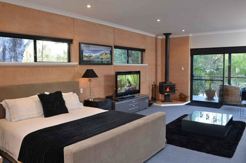 Aroha - Accommodation Bookings 4