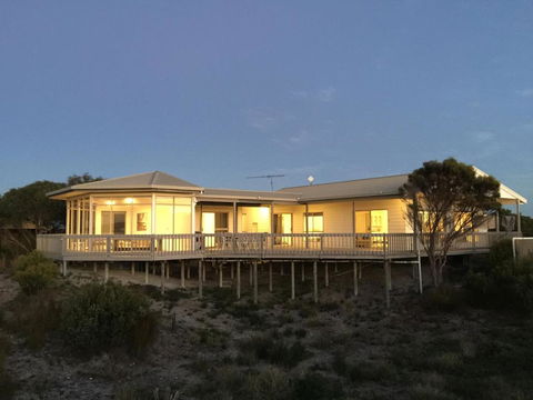White Sands Holiday Retreat - Accommodation Bookings 3