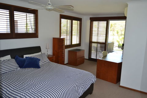 Beach Stone House - Accommodation Bookings 5