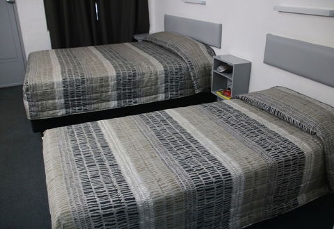 Bourbong Street Motel - Accommodation Bookings 0