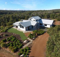 The White House at Wallcliffe Farms - Accommodation Bookings