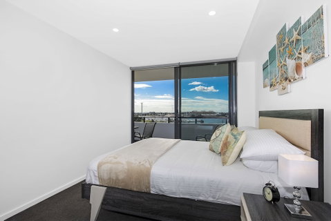 Astra Apartments Newcastle West - Accommodation Bookings 1