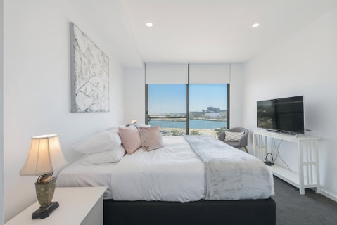 Astra Apartments Newcastle West - Accommodation Bookings 2