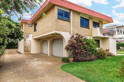 Amazing Ocean Views - Accommodation Bookings 1