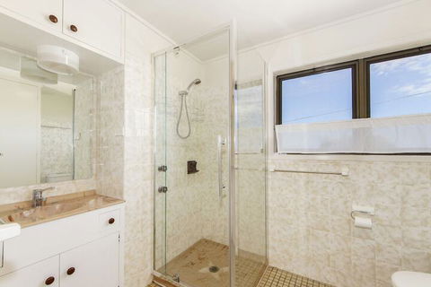 Amazing Ocean Views - Accommodation Bookings 4