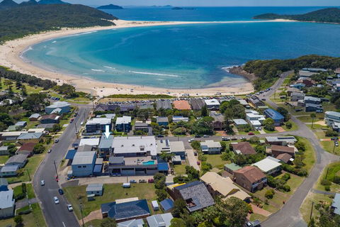 Blue View At Fingal Bay - Accommodation Bookings 3