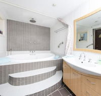 La Casa - Accommodation Bookings