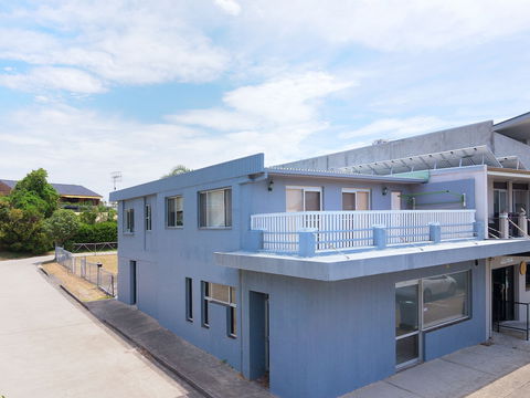 The Loft At Fingal Bay - Accommodation Bookings 2