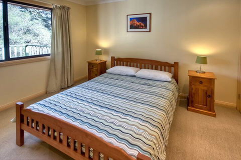 Camelot Cottage - Accommodation Bookings 7
