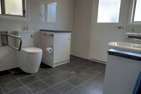 Emu Bay Holiday Homes - Accommodation Bookings 6