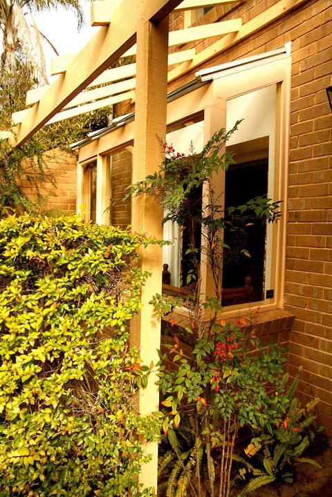 Adelaide Heritage Cottages & Apartments - Accommodation Bookings 2