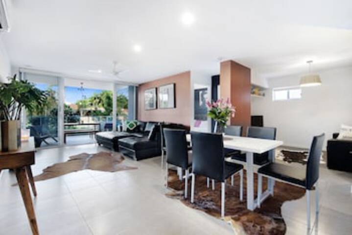 Bundall QLD Accommodation Bookings