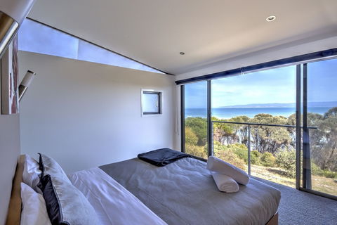 Footprints 2 - Accommodation Bookings 3