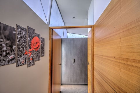 Footprints 2 - Accommodation Bookings 6