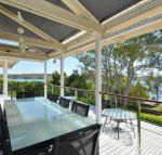 Morisset Bay Waterfront Views Lake House looking over Trinity Marina - Accommodation Bookings