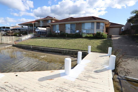 Fishermans Delight Waterfront - Accommodation Bookings 1
