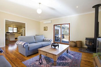 Gumview Cottage - Accommodation Bookings 0