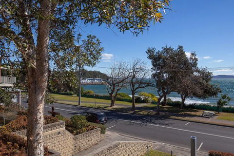 A Yachtsmans Rest, 3/37 Victoria Parade - Accommodation Bookings 1