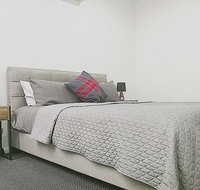 Stylish Waterfront Apt in Rhodes - Accommodation Bookings