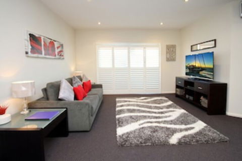 Pacific Blue Apartment 258 265 Sandy Point Road - Accommodation Bookings 0