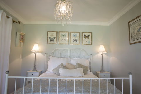 Azalea Cedar-Rose Villa - Accommodation Bookings 6