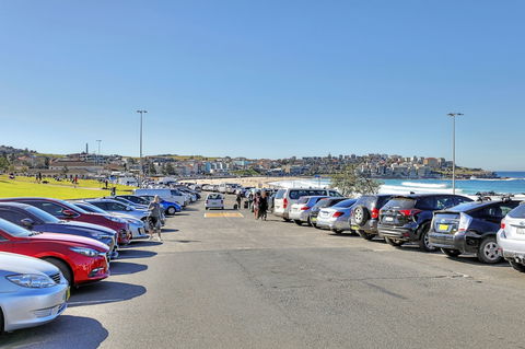 4 BR Apartment Short Walk To Bondi Beach - Accommodation Bookings 6