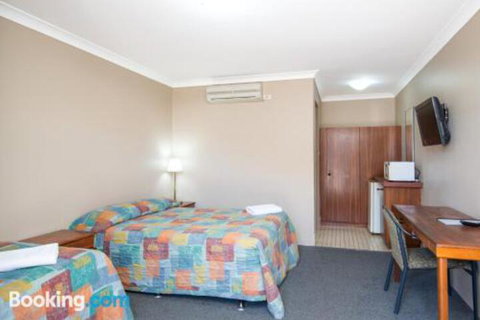 MIDAS MOTEL KALGOORLIE - Accommodation Bookings 4