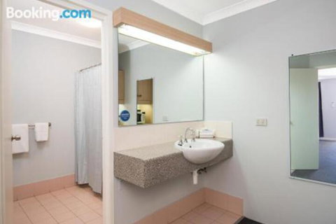 MIDAS MOTEL KALGOORLIE - Accommodation Bookings 7