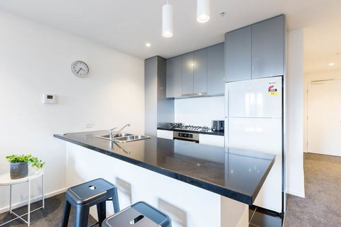 SONYA, 2BDR Southbank Apartment - Accommodation Bookings 7
