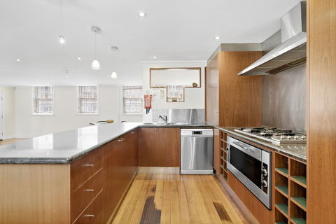 HELENA, 2BDR Fitzroy House - Accommodation Bookings 3