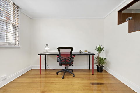 HELENA, 2BDR Fitzroy House - Accommodation Bookings 0