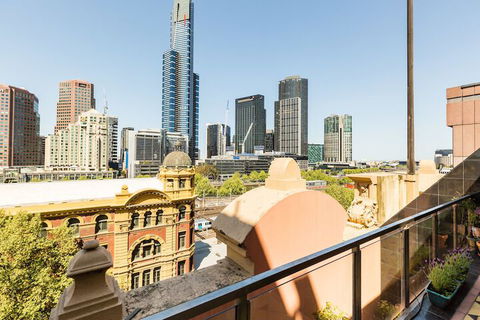 BELLE, 2BDR Melbourne Apartment - Accommodation Bookings 1