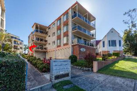 2 BEDROOM APARTMENT LAMAN LODGE UNIT 2 - Accommodation Bookings 3