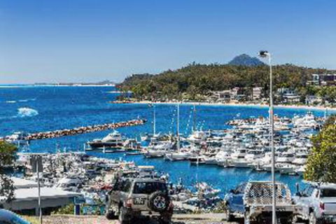 2 BEDROOM APARTMENT LAMAN LODGE UNIT 2 - Accommodation Bookings 2