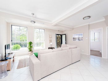 Magnolias At Fingal Bay - Accommodation Bookings 0
