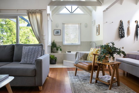 Amaris - Accommodation Bookings 6