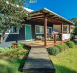 Tallowood beachfront cottage