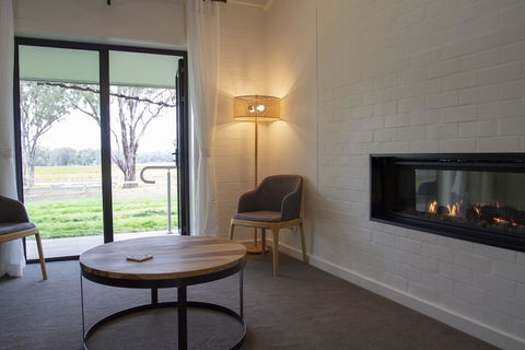 Balgownie Estate Winery Retreat & Restaurant - Accommodation Bookings 1