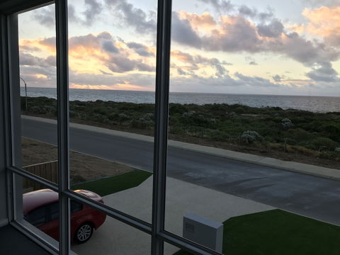 Beach House At SeaScapes - Accommodation Bookings 1