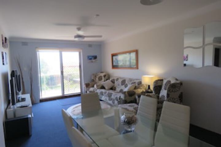  Accommodation Bookings