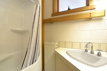 Alpine Haven 8 - Accommodation Bookings 2