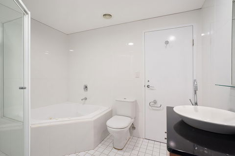 Beau Monde Apartments Newcastle - Boulevard Apartments - Accommodation Bookings 1