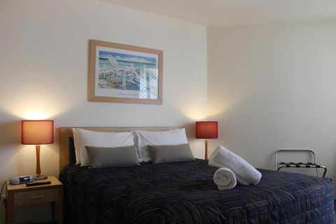 The Boathouse Luxury Apartments - Accommodation Bookings 6