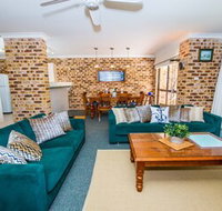 Bay Parklands 52 Little Beach - Accommodation Bookings