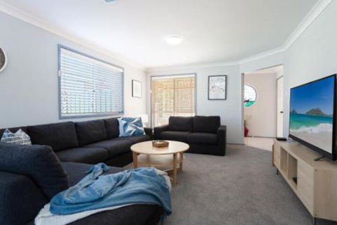 Rocky Pt Rd 83A Fingal Bay - Accommodation Bookings 1
