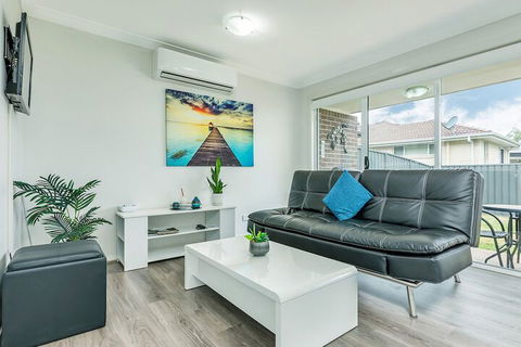 An Ideal Wine Country Getaway Villa - Accommodation Bookings 4
